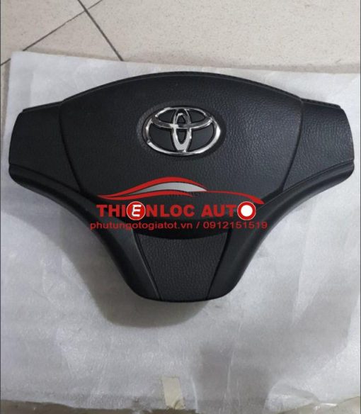 NẮP ĐẬY TÚI KHÍ VÔ LĂNG TOYOTA VIOS